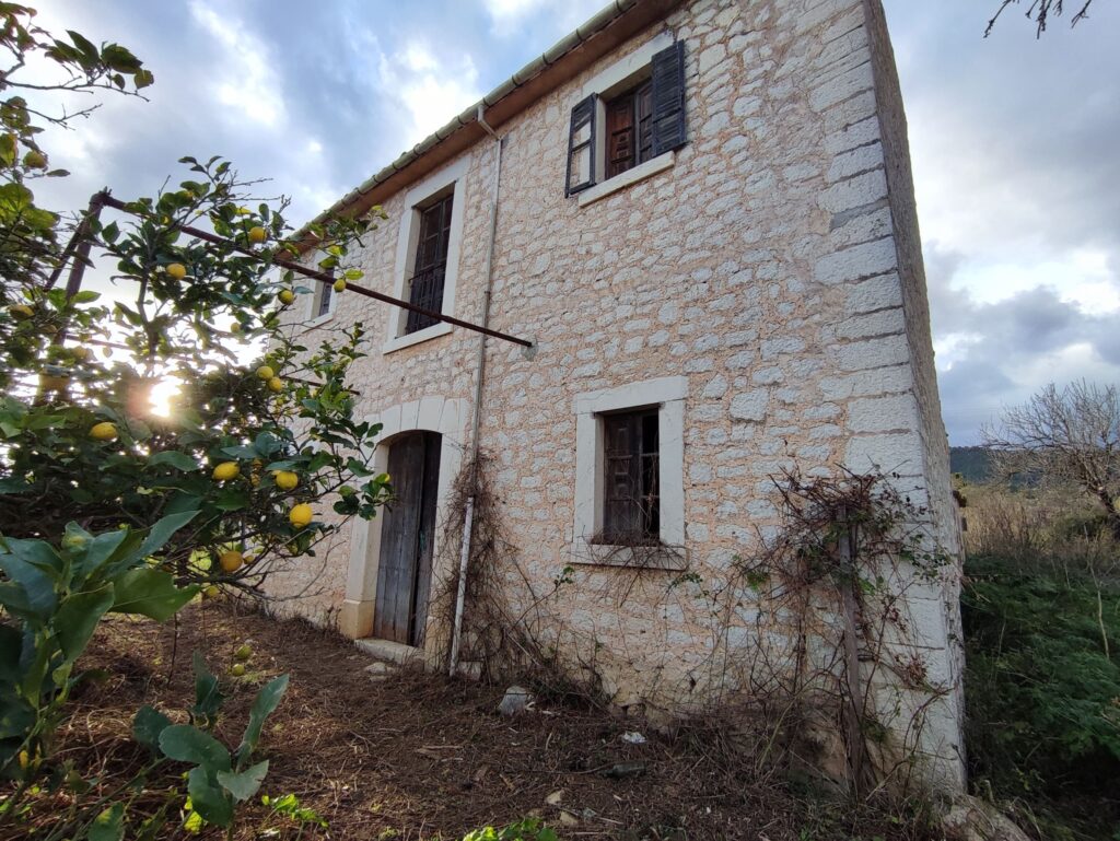 Country House for Sale in Binissalem