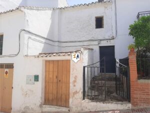 Town House for Sale in Priego de Cordoba