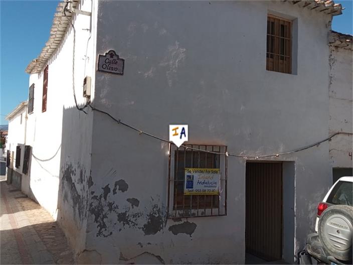 Town House for Sale in Moclin