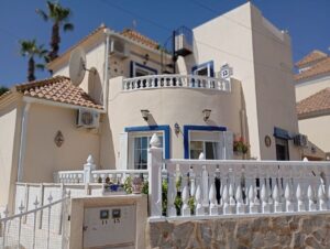 Villa till salu i Villamartin