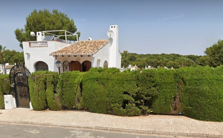 Villa te koop in Villamartin