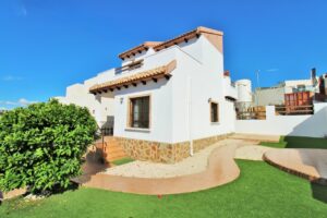 Villa till salu i Villamartin