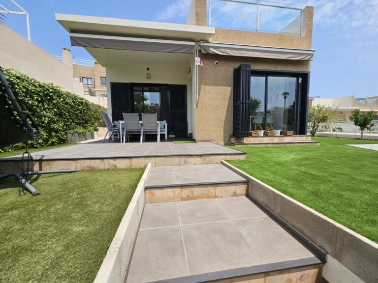 Villa till salu i Orihuela Costa