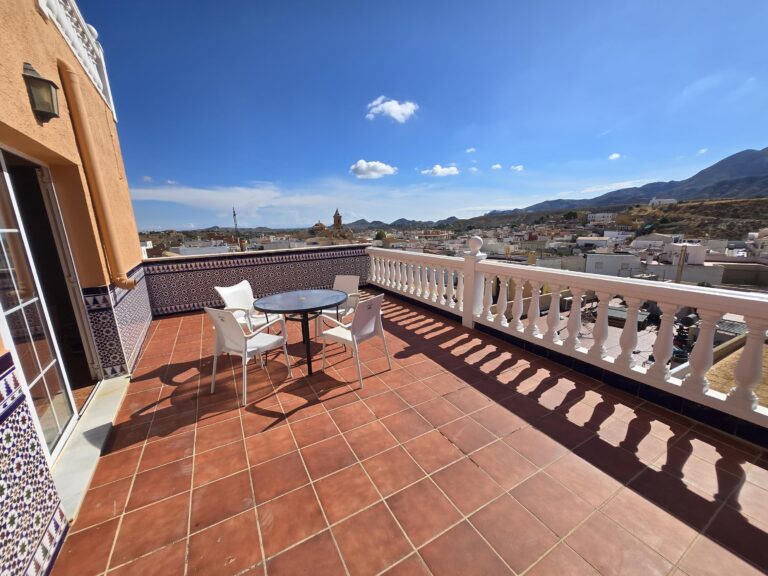 Town House for Sale in Turre