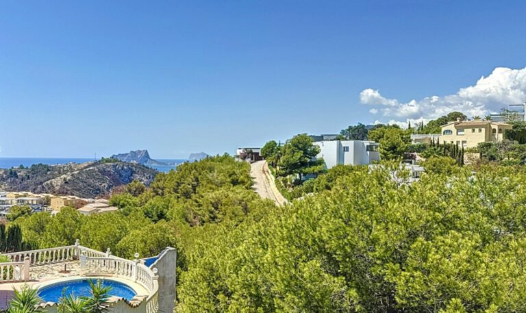 villa for Sale in Benitachell